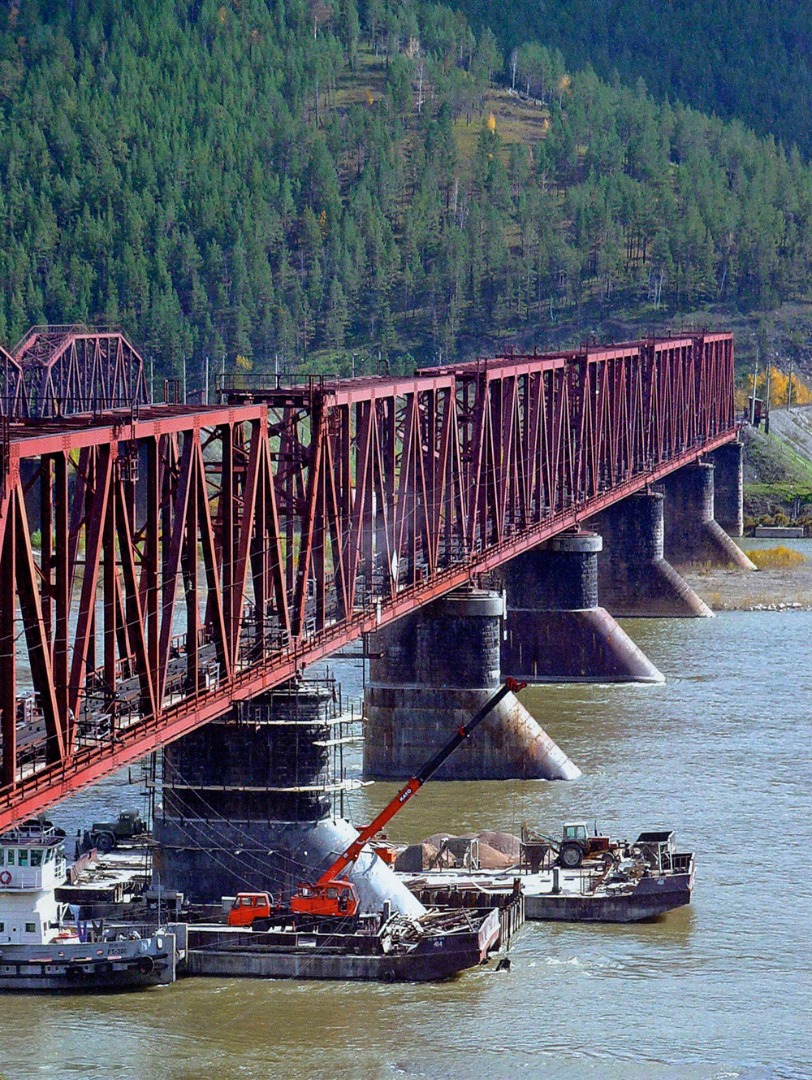 ЖД-мост через реку Селенга
